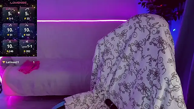 Snapshot of Sexy-Housewife chatting on January 14, 2025, 4:29 pm Sexy-Housewife online show from January 14, 2025, 4:29 pm