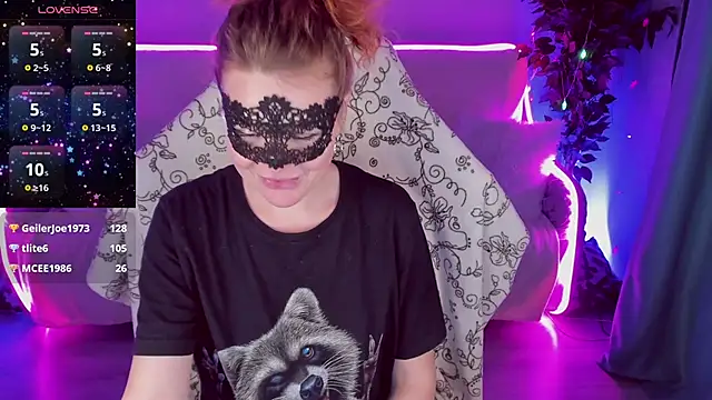 Snapshot of Sexy-Housewife chatting on January 25, 2025, 1:54 am Sexy-Housewife online show from January 25, 2025, 1:54 am