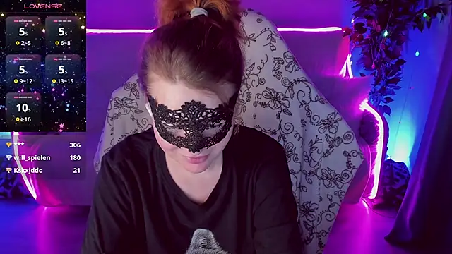 Snapshot of Sexy-Housewife chatting on January 26, 2025, 2:56 am Sexy-Housewife online show from January 26, 2025, 2:56 am