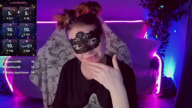 Snapshot of Sexy-Housewife chatting on January 26, 2025, 11:29 pm Sexy-Housewife online show from January 26, 2025, 11:29 pm