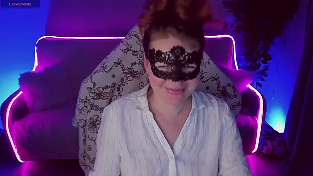 Snapshot of Sexy-Housewife chatting on March 6, 2025, 12:52 pm Sexy-Housewife online show from March 6, 2025, 12:52 pm