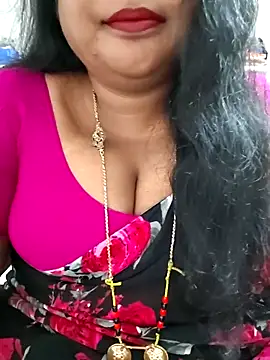 Snapshot of Swapna_143 chatting on April 24, 2026, 2:14 am Swapna 143 online show from April 24, 2026, 2:14 am
