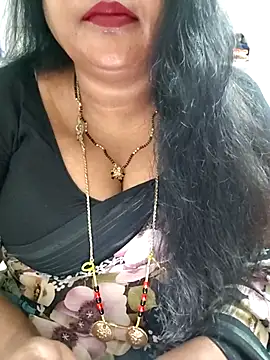 Snapshot of Swapna_143 chatting on June 4, 2026, 2:50 am Swapna 143 online show from June 4, 2026, 2:50 am