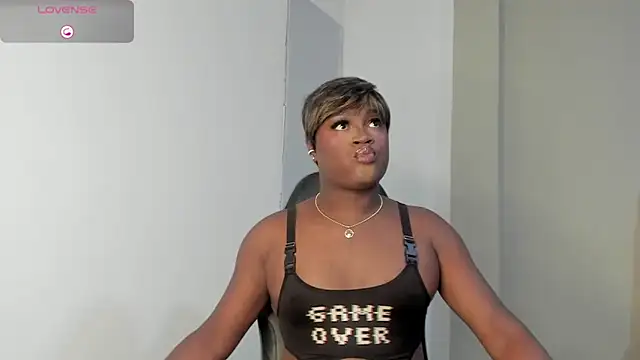 SofiaBrouw online show from January 17, 2026, 2:05 am