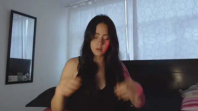 rebecca collin online show from December 4, 2024, 10:30 pm