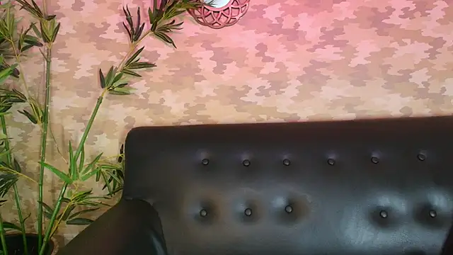 cherry chel online show from February 10, 2025, 8:53 pm