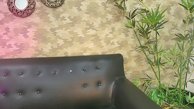 cherry chel online show from November 21, 2025, 5:11 pm