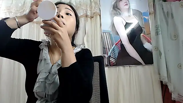 MiMi 0293 online show from December 15, 2024, 4:40 am