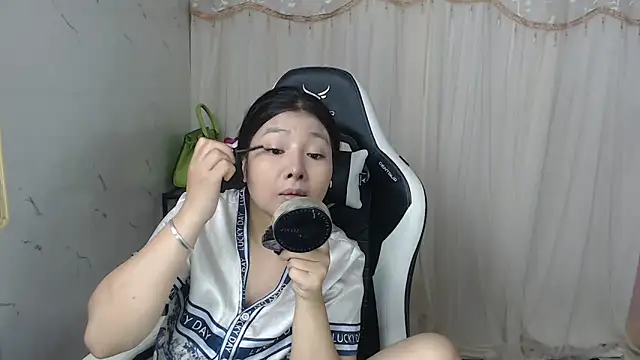 MiMi 0293 online show from October 27, 2025, 7:56 am