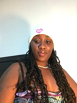 Snapshot of Lola_kims chatting on June 24, 2026, 12:04 pm Lola kims online show from June 24, 2026, 12:04 pm