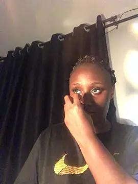 Snapshot of Lola_kims chatting on July 3, 2026, 2:29 am Lola kims online show from July 3, 2026, 2:29 am