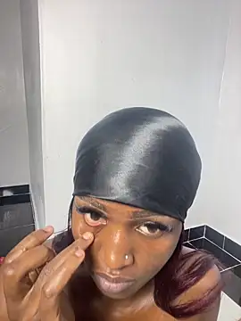 Curvixx online show from November 14, 2025, 8:02 am