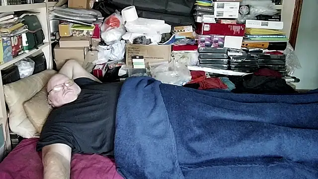 hadeszeuss2 online show from January 17, 2025, 2:28 pm