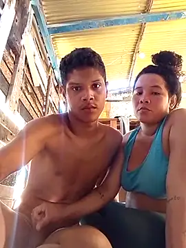 daniel traviexxxo online show from October 25, 2025, 1:40 pm