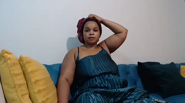 NaughtyKelly28 online show from January 18, 2025, 7:07 am