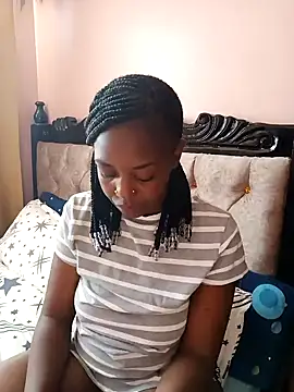 pretty-eyes23 online show from December 19, 2024, 5:40 am