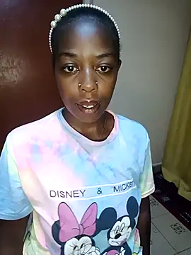 pretty-eyes23 online show from February 22, 2025, 7:03 pm