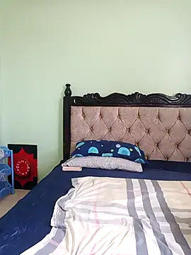 pretty-eyes23 online show from March 16, 2025, 6:31 am