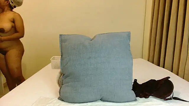 ALEXABOUJEE95 online show from February 27, 2025, 3:25 am