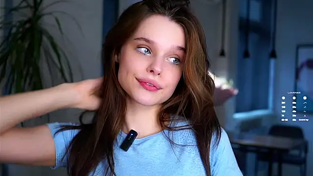 RexanneHatt online show from March 5, 2025, 1:52 am