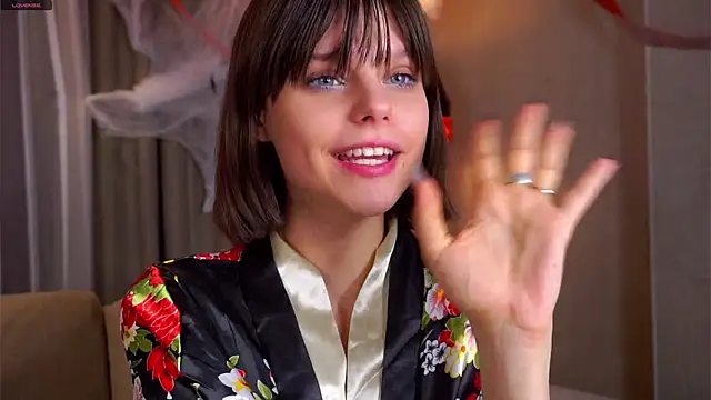 RexanneHatt online show from October 30, 2025, 1:18 am