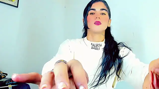 hannabigdirty online show from February 3, 2025, 3:53 am