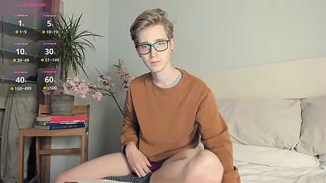 Shirizi online show from December 10, 2024, 6:49 pm