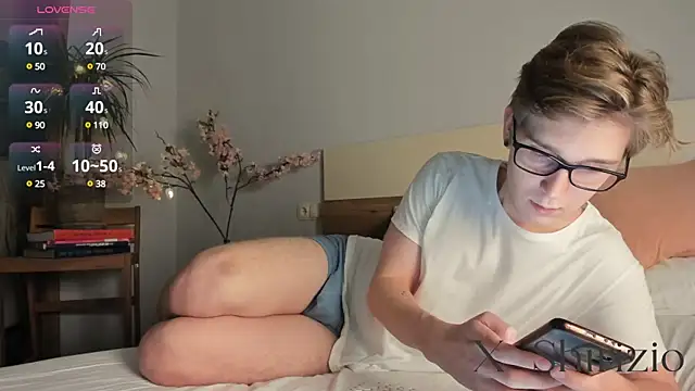 Shirizi online show from December 21, 2024, 3:09 pm