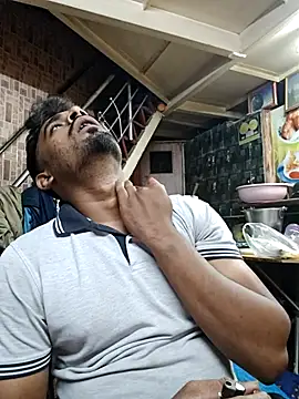 rayhan085 online show from September 21, 2025, 10:44 pm