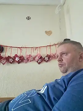 ShyBoy1982 online show from February 17, 2025, 3:42 pm