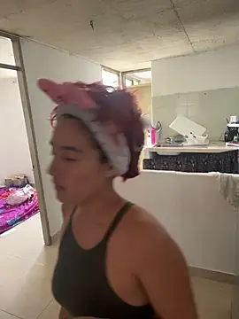 Ari Baker online show from October 24, 2025, 4:36 pm