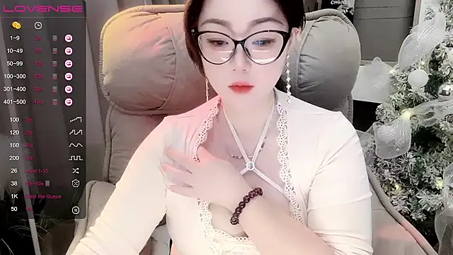 Monica-888 online show from September 11, 2025, 5:40 am