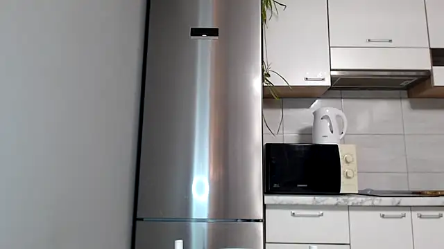 SierraSky  online show from December 5, 2025, 6:15 pm