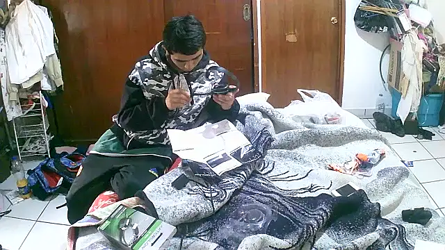 jperezofficial1 online show from October 8, 2025, 5:10 pm