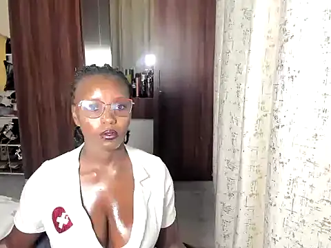 Snapshot of supa_queen254 chatting on June 14, 2026, 9:50 pm supa queen254 online show from June 14, 2026, 9:50 pm