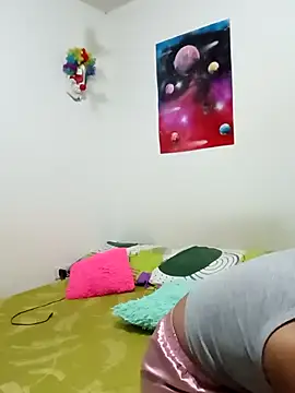 Leslly  online show from December 27, 2024, 11:17 am