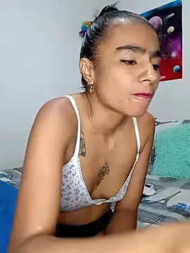 Leslly  online show from December 31, 2024, 10:48 am