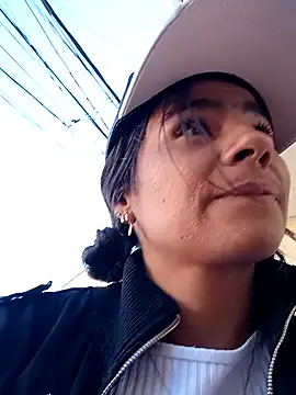 Leslly  online show from January 6, 2025, 8:50 pm