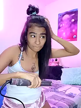 Leslly  online show from January 12, 2025, 12:28 am