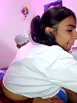 Leslly  online show from January 31, 2025, 3:44 pm