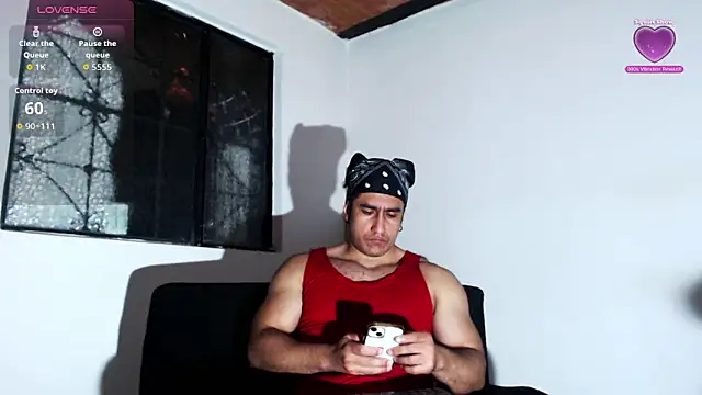 Snapshot of willian_m777 chatting on May 3, 2026, 1:33 am willian m777 online show from May 3, 2026, 1:33 am