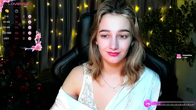 Snapshot of Sinty_Noria chatting on January 8, 2025, 1:11 am Sinty Noria online show from January 8, 2025, 1:11 am
