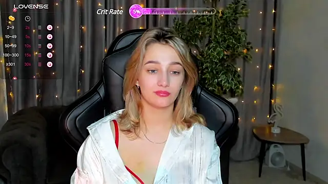 Snapshot of Sinty_Noria chatting on February 4, 2025, 1:13 am Sinty Noria online show from February 4, 2025, 1:13 am