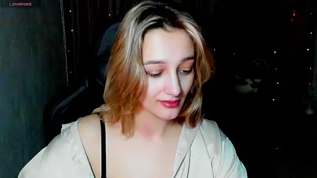 Snapshot of Sinty_Noria chatting on February 17, 2025, 4:20 am Sinty Noria online show from February 17, 2025, 4:20 am