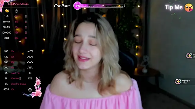 Snapshot of Sinty_Noria chatting on March 17, 2025, 10:38 pm Sinty Noria online show from March 17, 2025, 10:38 pm