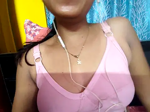 cutesoma2 online show from June 9, 2026, 11:11 am