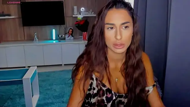 K chic online show from September 10, 2025, 10:59 am