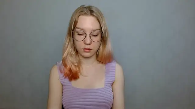 cindi hot online show from January 10, 2025, 8:18 am