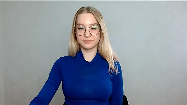 cindi hot online show from February 26, 2025, 10:47 am