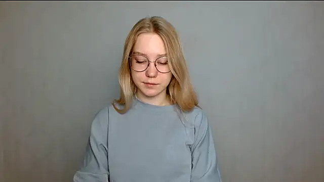 cindi hot online show from March 5, 2025, 8:21 am